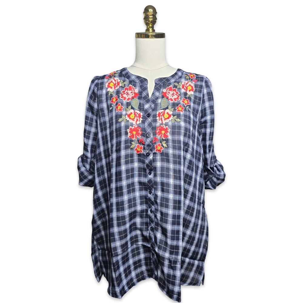 Andrée by Unit Embroidered Plaid Tunic Top L Boho Floral Roll Tab Blue NWT